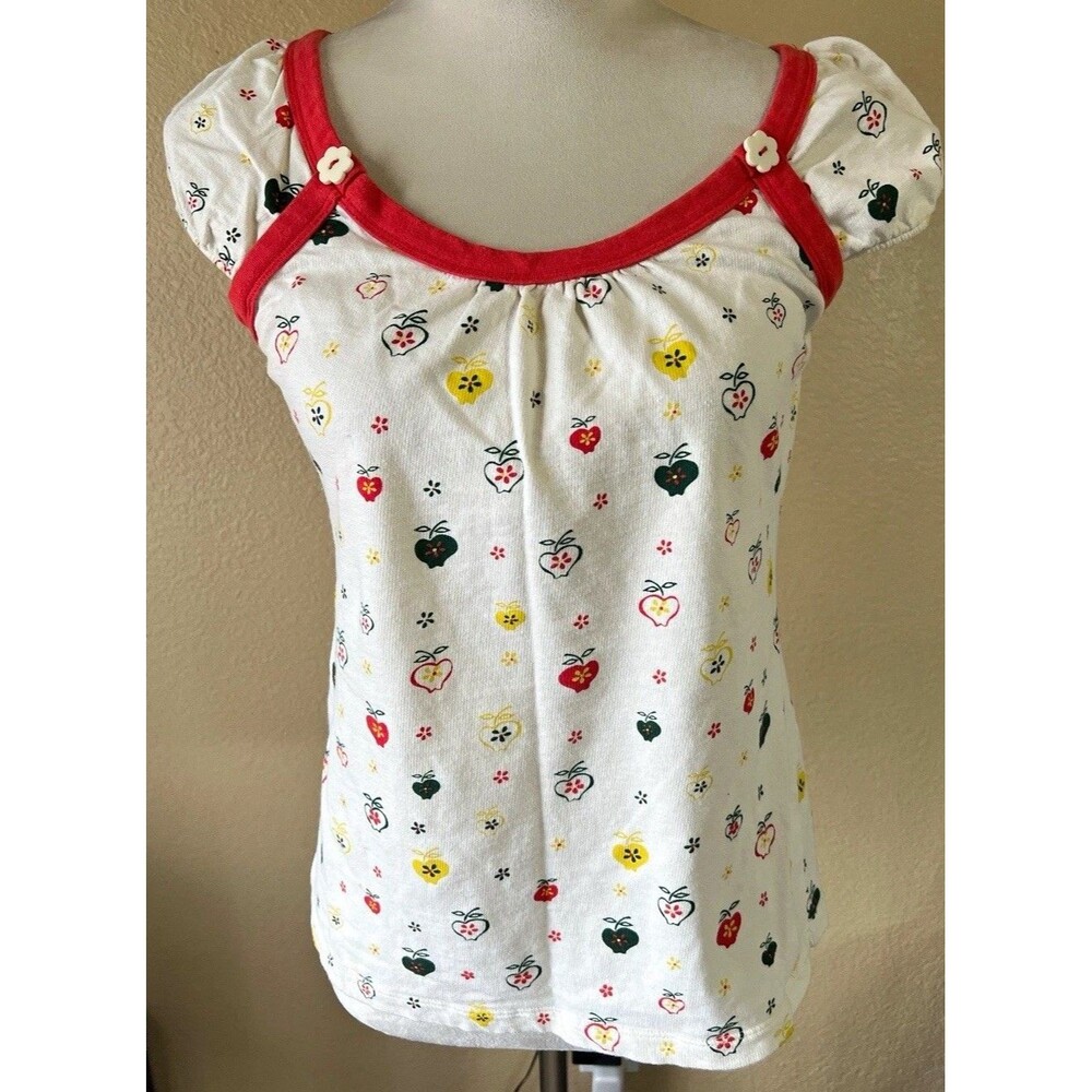 Forever Women's M y2k style baby Tee Red Trim Apple Print Fitted Top